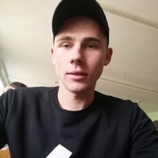 Фотография мужчины Денис, 23 года из г. Солигорск