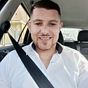 Cosmin, 33 года