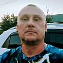 Лев, 45 лет