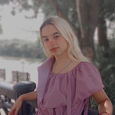 Фотография девушки Елизавета, 19 лет из г. Павловск (Воронежская Обл)