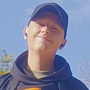 Август, 32 года