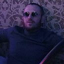 Макс, 32 года