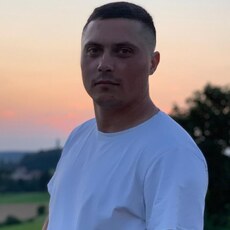 Фотография мужчины Johnny, 32 года из г. Voluntari