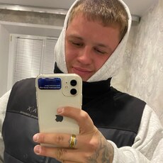 Фотография мужчины Максим, 23 года из г. Саяногорск