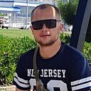 Юрий, 32 года