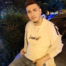 Фотография мужчины Erik, 23 года из г. București