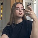 Полина, 22 года