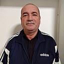 Sadiq, 53 года