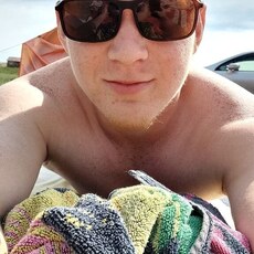 Фотография мужчины Анатолий, 21 год из г. Железногорск