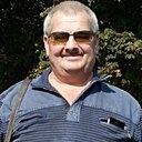 Алек, 53 года