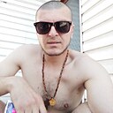 Georgii, 33 года