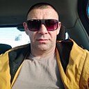 Sergiu, 44 года