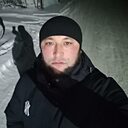 Манучехр, 30 лет