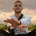 Dmytro, 23 года