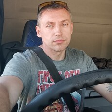 Фотография мужчины Виталик, 44 года из г. Пинск