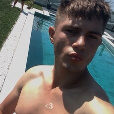 Фотография мужчины Alex, 21 год из г. Cluj