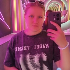 Фотография девушки Алена, 26 лет из г. Кемерово