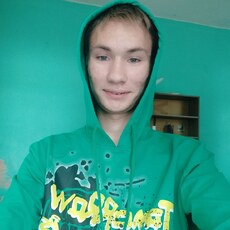 Фотография мужчины Илья, 21 год из г. Ахтубинск