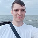 Антон, 33 года