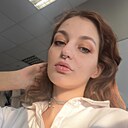 Полина, 22 года