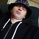 Роман, 22 года