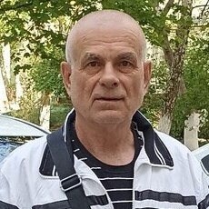Фотография мужчины Владимир, 66 лет из г. Волгодонск