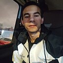 Андрей, 22 года