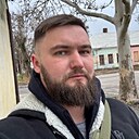 Слава, 33 года