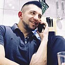 Roman, 32 года