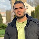 Mohamad, 21 год