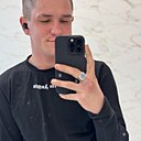 Максим, 22 года