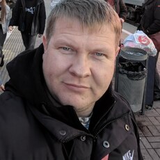 Фотография мужчины Денис, 38 лет из г. Саратов