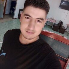 Фотография мужчины Саша, 29 лет из г. Бийск