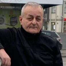 Фотография мужчины Davit, 54 года из г. Ополе