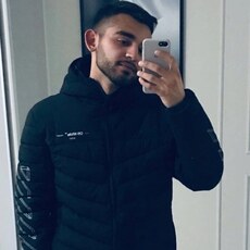 Фотография мужчины Эльмир, 24 года из г. Владивосток