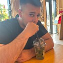 Артем, 24 года