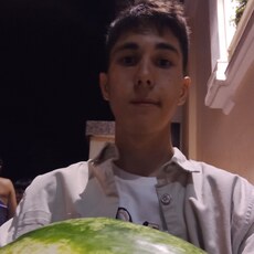 Фотография мужчины Амир, 19 лет из г. Октябрьский (Башкортостан)