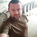 Илья, 33 года