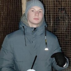 Фотография мужчины Владислав, 19 лет из г. Вольск