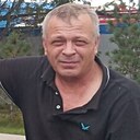 Валера, 52 года