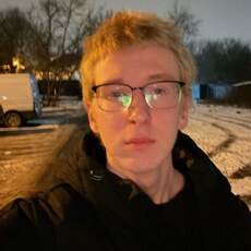 Фотография мужчины Матвей, 19 лет из г. Коломна