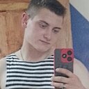 Денис, 22 года