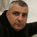 Илхам, 44 года