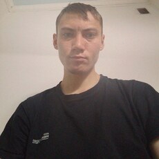 Фотография мужчины Артём, 21 год из г. Гусиноозерск