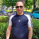 Олег, 40 лет