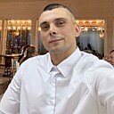 Майкл, 33 года