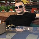 Максим, 23 года