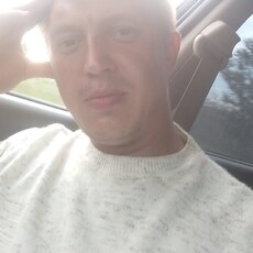 Фотография мужчины Денчик, 28 лет из г. Усолье-Сибирское