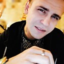 Макс, 25 лет