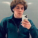 Артур, 22 года